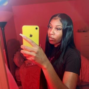 Meet your Posher, Kiera